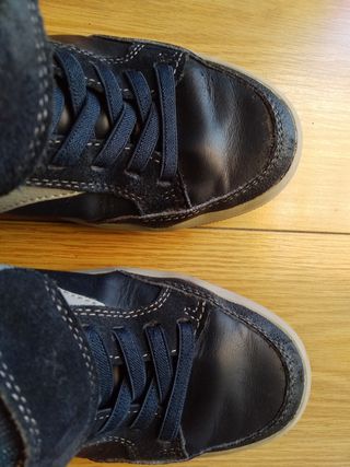 Botas Geox azul detalles burdeos,gris.