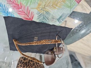 Gafas de sol guess