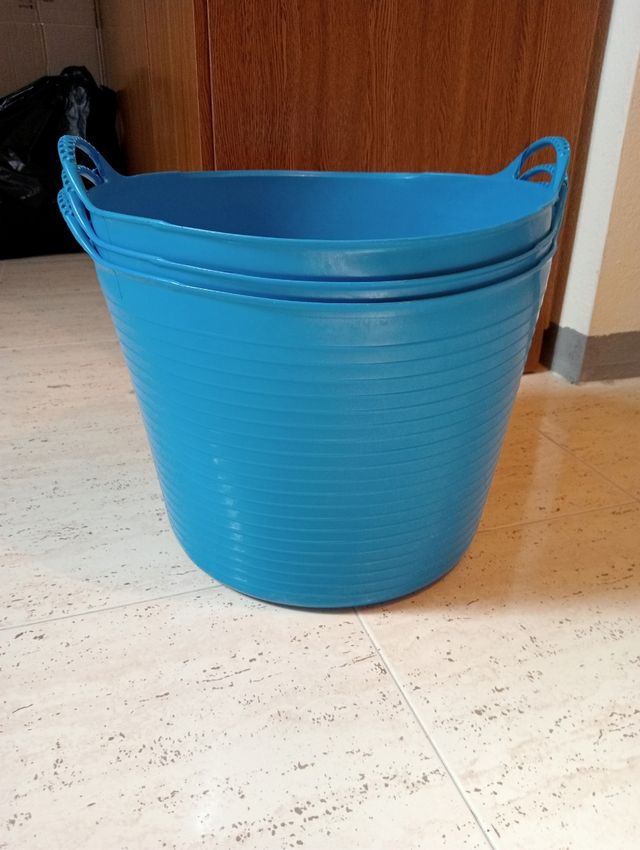 3 cubos grandes plástico azul