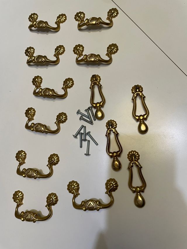 Tiradores oro envejecido