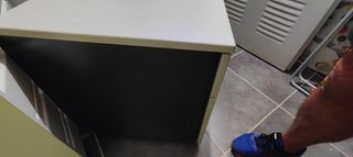 cajonera baja de escritorio con cerradura 