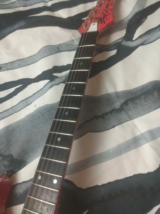 guitarra eléctrica stratocaster