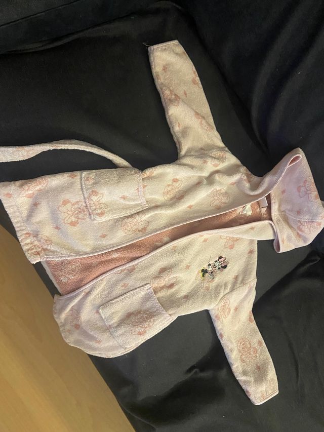 albornoz niña minnie