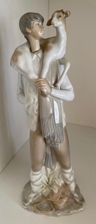 Pastor con cabrito porcelana Nao porcelana
