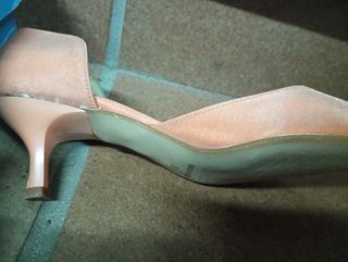 Zapato salón color naranja. NUEVO