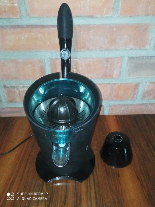 Exprimidor eléctrico Cecotec
