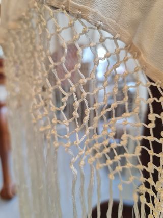 Mantón de Manila en seda blanca
