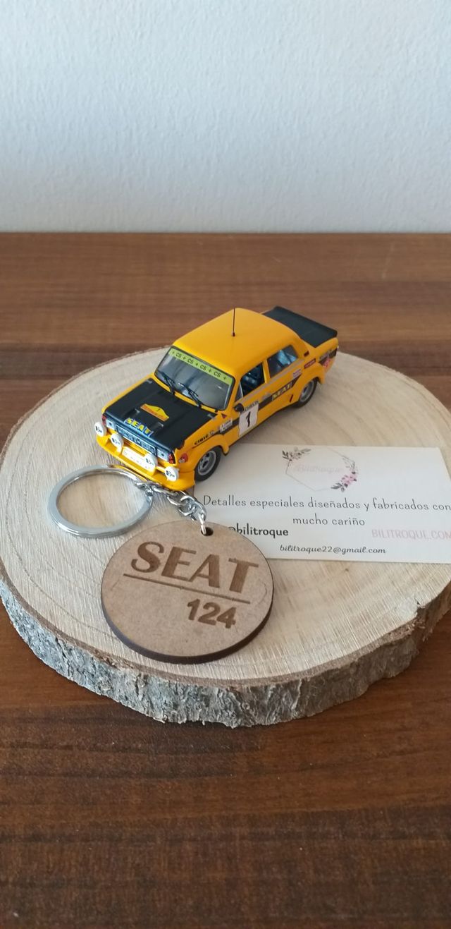 Llavero SEAT 124