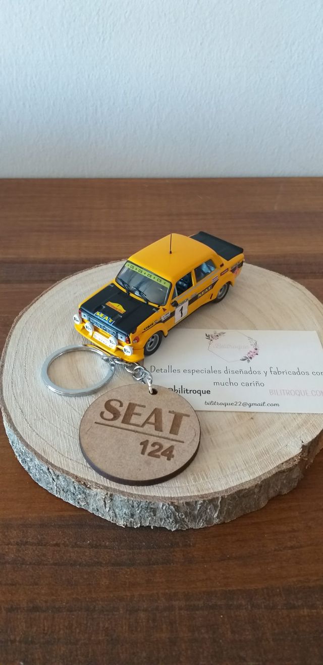 Llavero SEAT 124