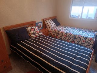 Dormitorio juvenil. Urge venta por mudanza