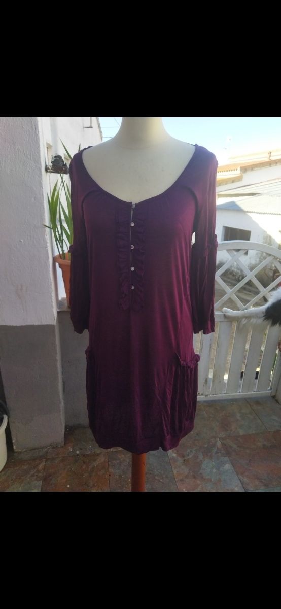 Vestido ligero color berenjena talla L Amy Gee