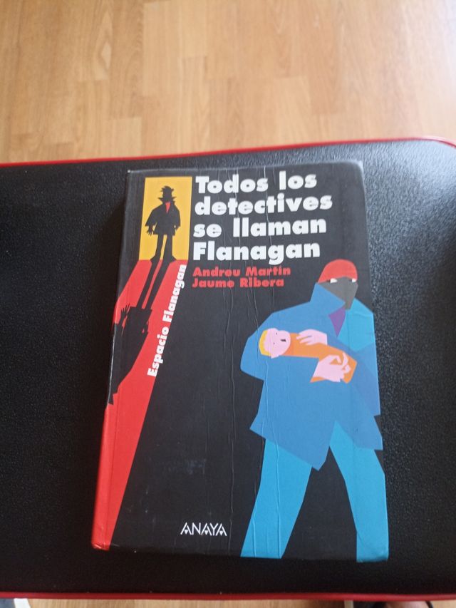 Todos los detectives se llaman Flanagan