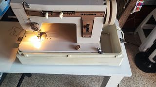 Máquina de coser sigma