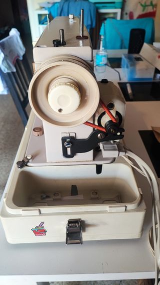 Máquina de coser sigma