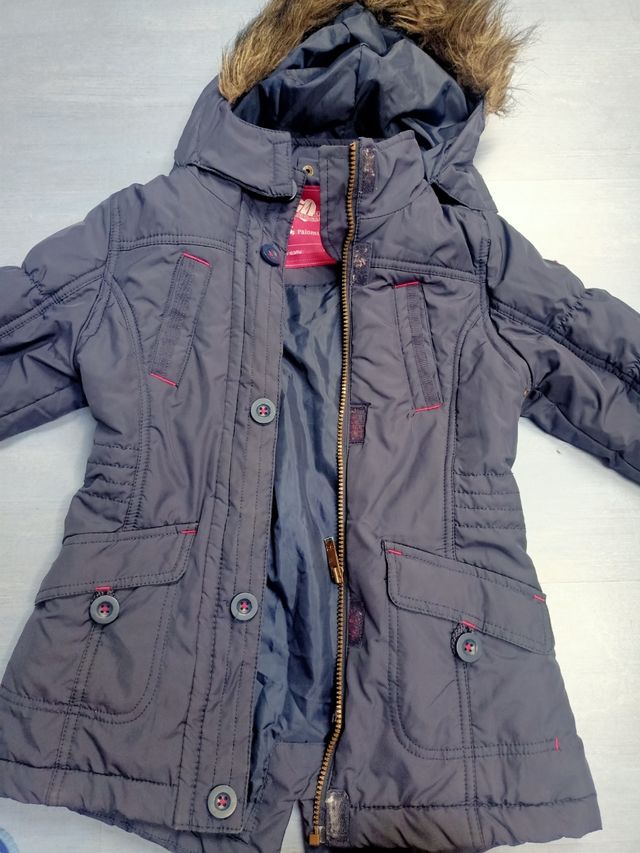 Hoy  miércoles lote 4 abrigos niña  6/7 años