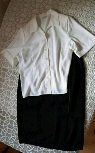 Falda y blusa señora