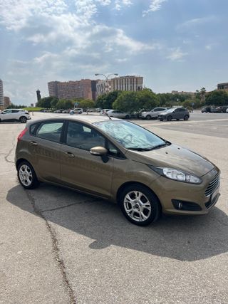 Ford Fiesta (83.000 Km, 2013)