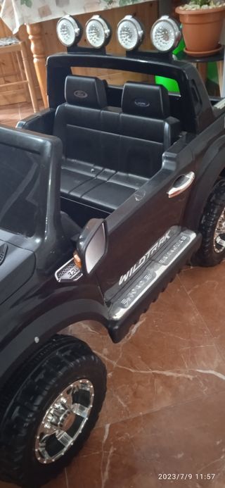 coche para niños o niñas