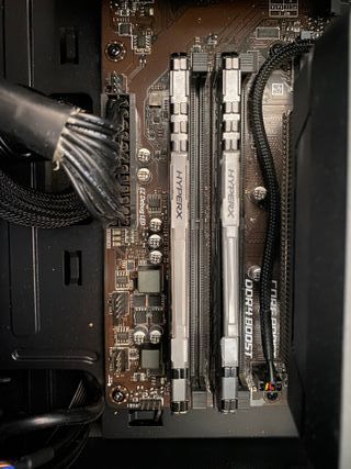 PC Ryzen 7 1800X 16DDR4 GeForce 1080 1TBSSD