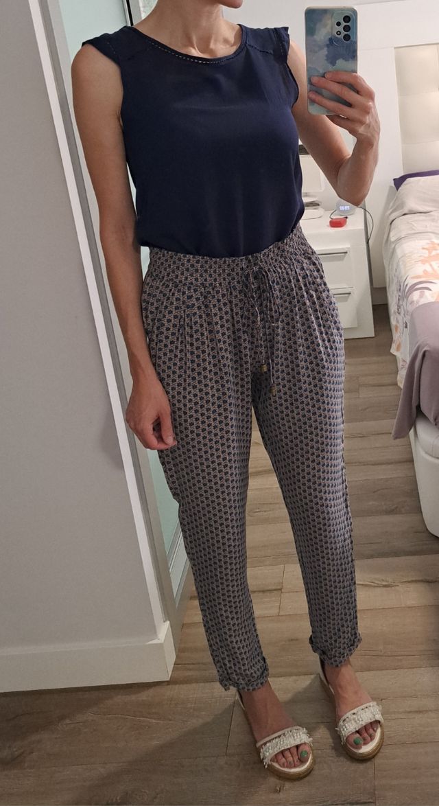 Conjunto pantalón y camisa. Tela fresquita