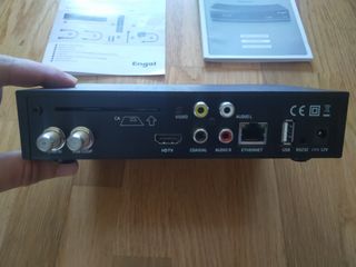 Decodificador ENGELSAT RS8100Y