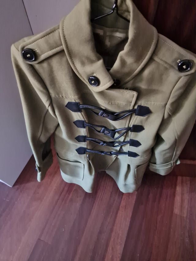 Gabardina highly preppy