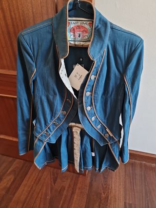 Chaqueta highly preppy