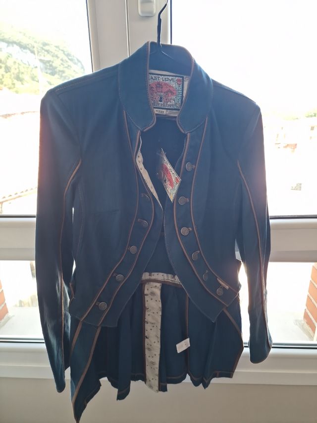 Chaqueta highly preppy