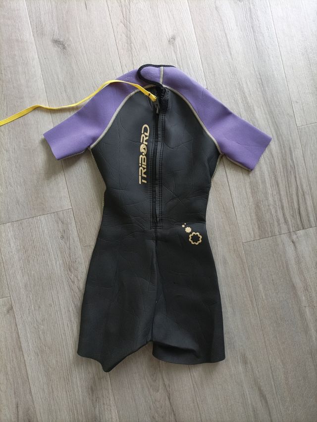 Traje corto neopreno niño talla 8-10 