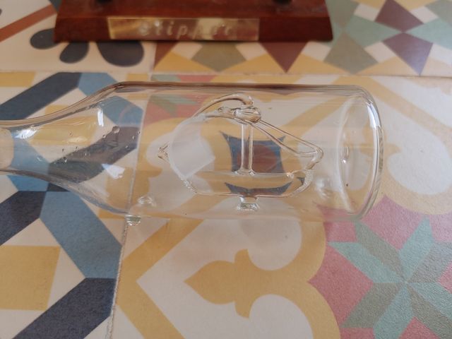 Barcos en botella de cristal