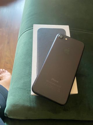 iPhone 7, 128 gb. Negro