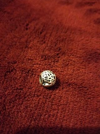 Charm openwork foglia originale Pandora