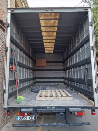 Mudanzas y transportes