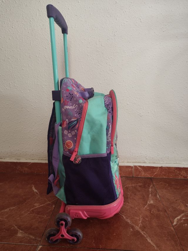 Mochila ruedas de niña totto