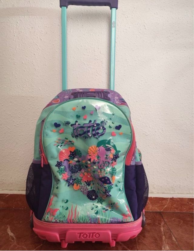 Mochila ruedas de niña totto