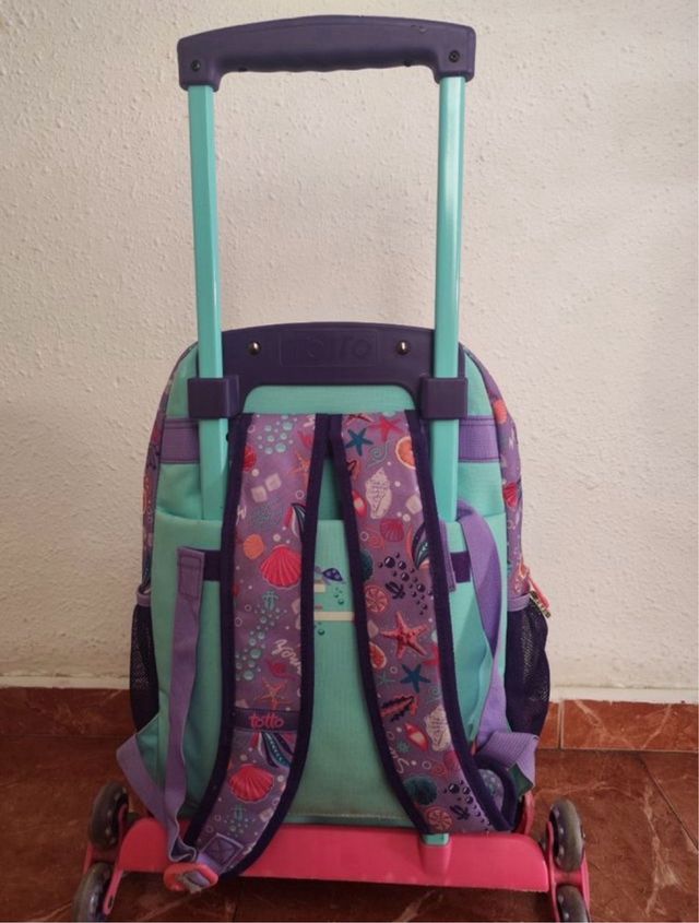 Mochila ruedas de niña totto