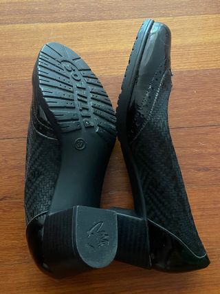 Zapatos tacón negros