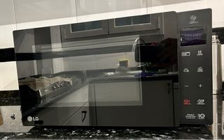 Microondas LG MH6336GIB