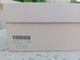 UTERQÜE ZAPATO SALON CON PULSERA