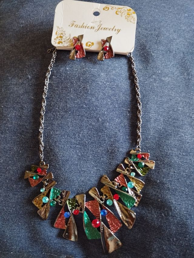 Collar colores verano