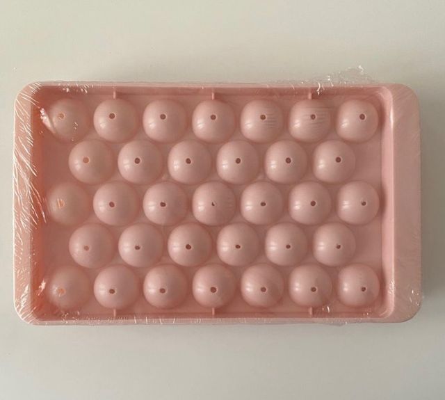 Cubitera para cubitos redondos