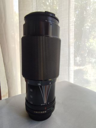 Cámara Canon AT-1, objetivos y complementos.