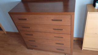 Conjunto dormitorio mesitas de noche y comoda