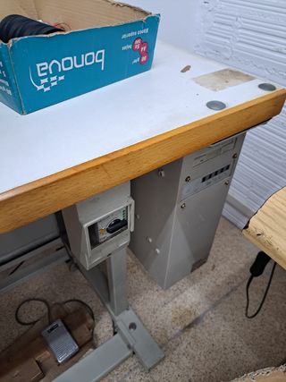 Maquina de presillas Mitsubishi plkb03b7