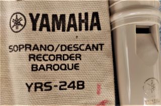 Flauta YAMAHA-YRS-24B