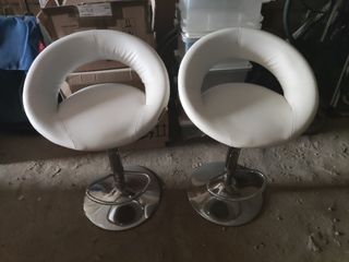 Taburetes regulables