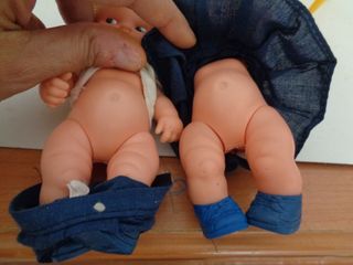 juguete muñeca barriguitas de famosa colegio o co