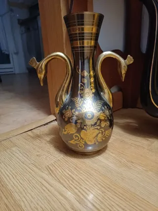 Candelabros azules, bombonera, ceniceros,