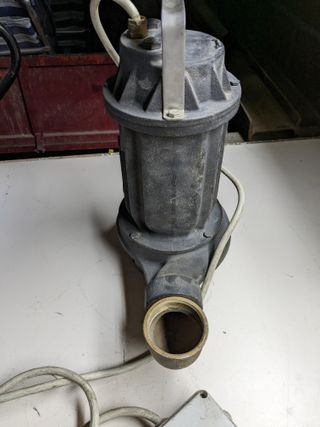 BOMBA AGUA SUMERGIBLE VENETO DRENO 200T