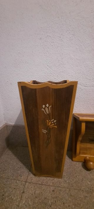 Perchero y paragüero